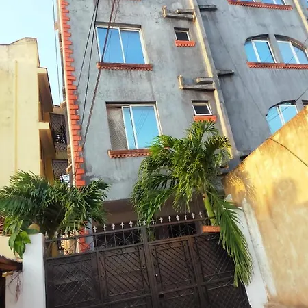 Phee Home Mombasa Exterior photo